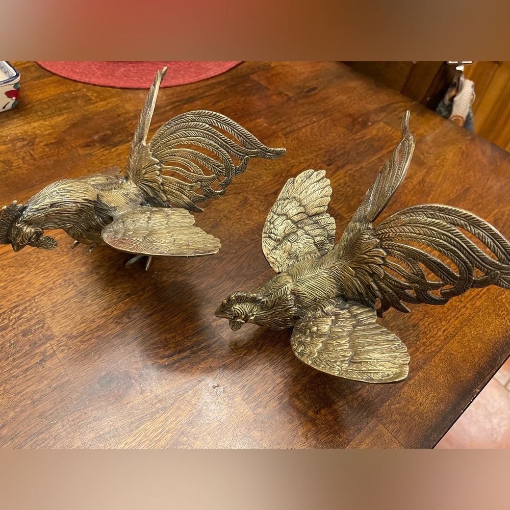 Elegant Brass rooster set Figurines